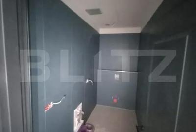 Spațiu comercial, de 156 mp, în Central - 3