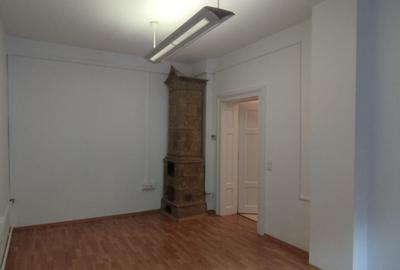 Spațiu birouri 119 mp. , renovat – Strada Castelului - 3