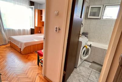 Ap. 3 camere,6-7 minute de mers pana la metrou.Mutare imediata !!! - 2