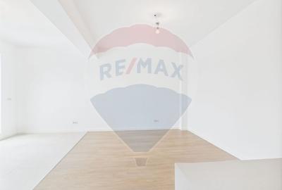 De vanzare | Apartament cu 3 camere  | Nobil Residence, Tunari - 8