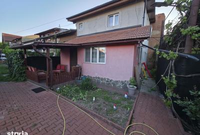 Casă cu 3 camere cu Teren 190 Mp în Central - 1