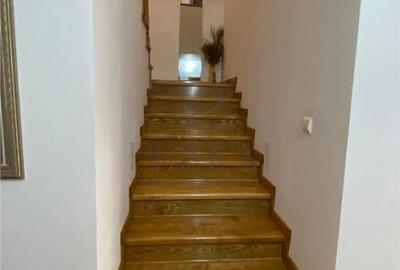 Casă cu 4 camere în Central - 7