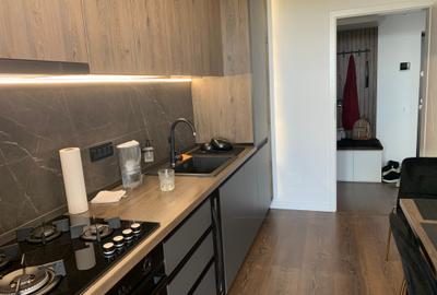 Garsoniera decomandata, foarte spatioasa, bloc nou, metrou Berceni 5 min. - 2