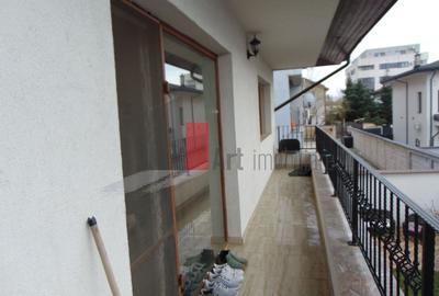 Casă individuală cu 7 camere cu Canalizare în Fundeni - 6