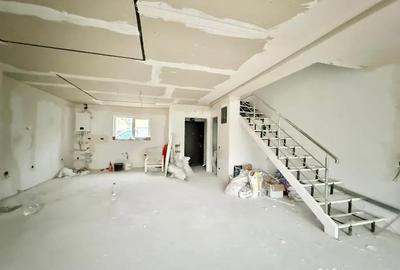 Casă cu 4 camere cu Teren 50 Mp în Pipera - 2