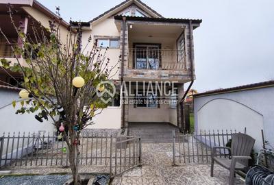 Casă individuală cu 4 camere cu Canalizare în Kamsas