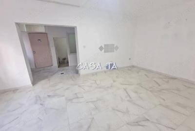 Casă cu Canalizare în Central - 7