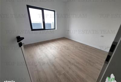 Casă cu 4 camere în Ostratu - 11