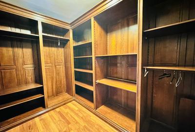 Casă individuală cu 5 camere cu Canalizare în Central - 15