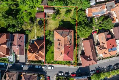 Apartament cu 4 camere decomandat în Centrul Istoric - 4