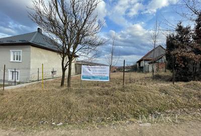 Teren Construcții intravilan de 1087 mp, în Corușu - 1