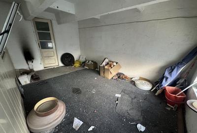 Hale pentru depozitare zona Halta Traian - Interioara 3 - 1