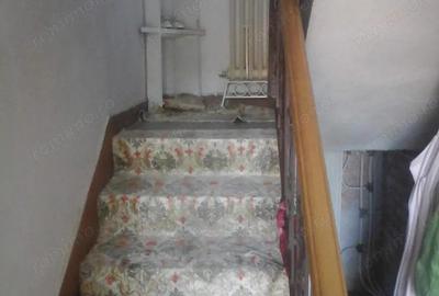 Casă cu 4 camere cu Teren 400 Mp în 14 Mai - 9
