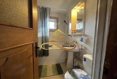 Inchiriez apartament 3 camere decomandate, Martir Horia, Bacau - 2