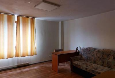 Casa mare pentru locuit sau birouri! De inchiriat sau de vanzare! - 11