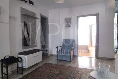 Apartament cu 3 camere decomandat în Central - 9