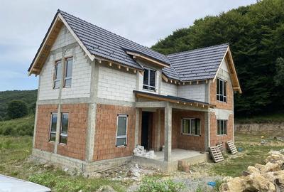 Casă cu 4 camere cu Teren 814 Mp în Sălicea - 4