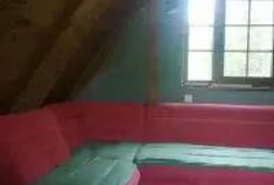 Casă cu 2 camere în Brebu