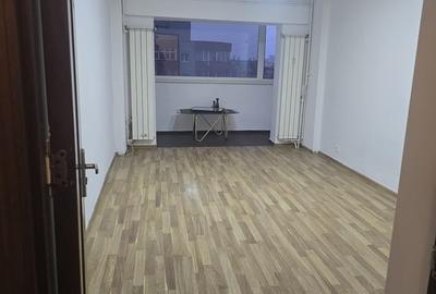 Apartament cu 2 camere decomandat în Moșilor - 5
