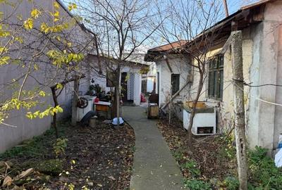 Casă cu 2 camere cu Teren 255 Mp în Central - 10