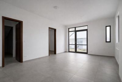 Casă individuală cu 4 camere cu Canalizare în Nord - 30