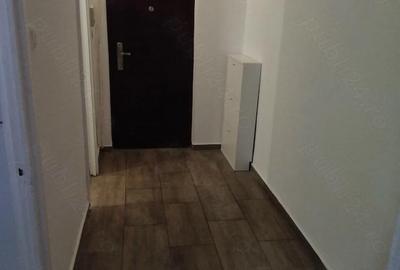 Garsonieră decomandată în Lunei - 2