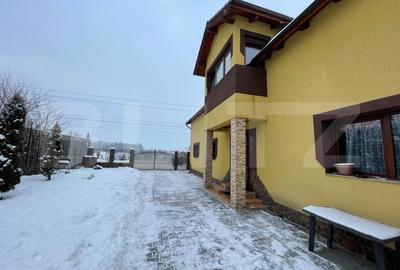 Casa de vanzare cu 5 camere, 1100 mp teren, Peris - 2