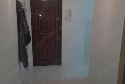 Apartament cu 2 camere nedecomandat în Central
