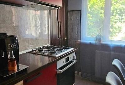 De vanzare apartament cu 3 camere 2 bai intrare Racadau - 2