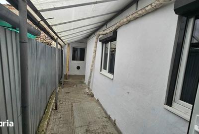 Casă cu 3 camere cu Teren 130 Mp în Central - 3