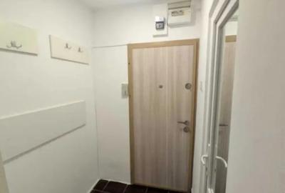 Garsonieră semidecomandată, mobilată în Tractorul - 5