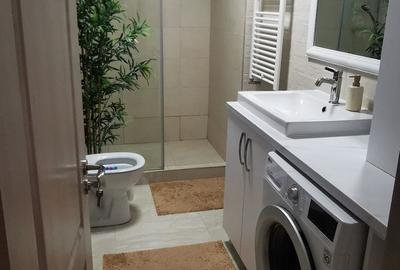 Casă cu 4 camere în Central - 2