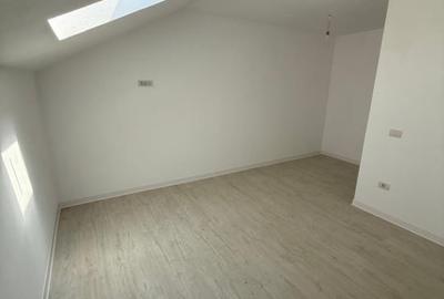 Duplex cu 4 camere cu Canalizare în Dumbrăvița - 16