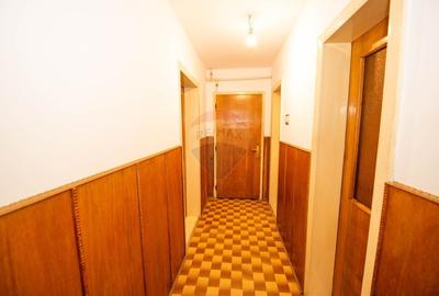 Casa Vilă cu 7 camere de vanzare, 250 mpu, 200 mp, teren în Buzau - 15