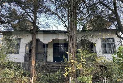 Casă cu Teren 338 Mp în Central - 5