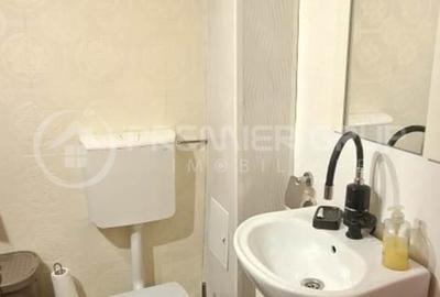 Apartament cu 3 camere decomandat în Nicolina - 8