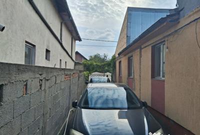 Casă cu 7 camere cu Teren 863 Mp în Brestei - 1