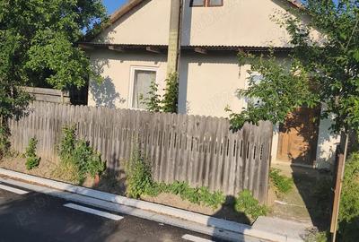 Vand casa sau schimb cu garsoniera