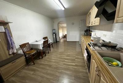 Casa spa?ioasa, aproape de centru, intr-o zona excelenta din Sebe? - 8