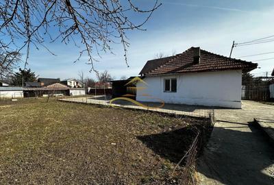Casă individuală cu 2 camere cu Canalizare în Tache - 2