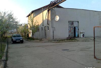 Spațiu comercial, de 2,500 mp, în Central - 1