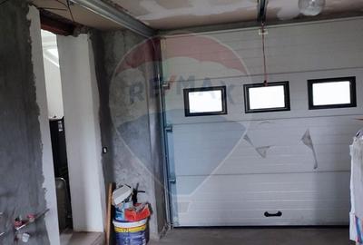 Casă individuală cu 5 camere cu Teren 966 Mp în Central - 10