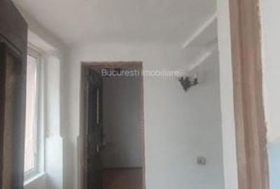 Casă cu 4 camere cu Canalizare în 13 Septembrie - 3