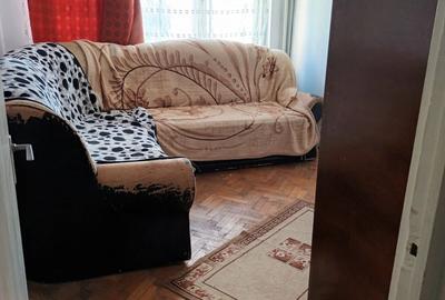 Apartament cu 2 camere semidecomandat în Micro 14 - 2