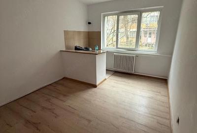 Garsonieră semidecomandată în Central - 6