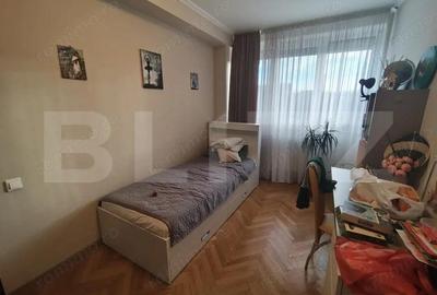 Apartament cu 4 camere decomandat în Decebal - 13