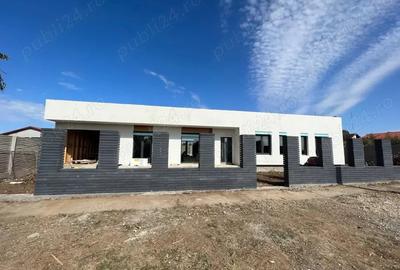 Casă cu 3 camere cu Teren 650 Mp în Orțișoara - 2
