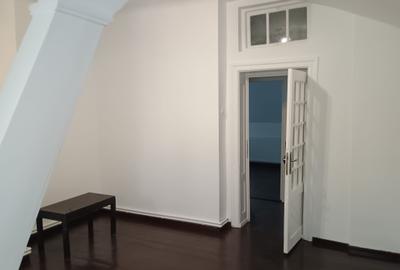 Str. Paris, apt. 3 camere - 3