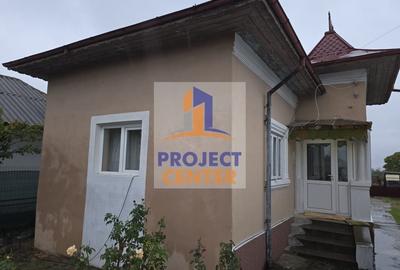 Casă individuală cu 3 camere cu Canalizare în Poiana Lacului - 2