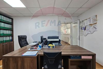 Spațiu industrial, de 5,000 mp, în Gară - 16